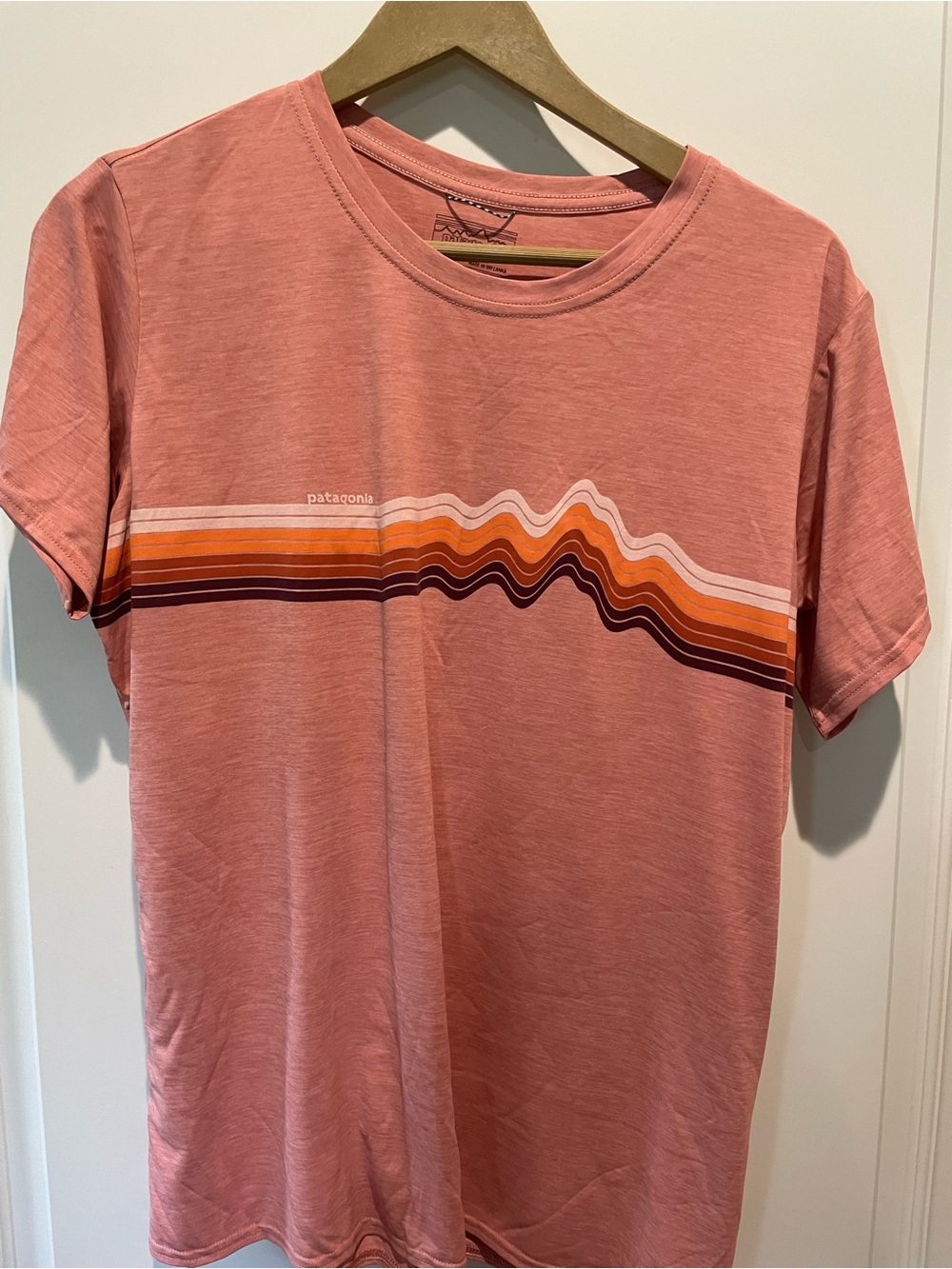 Patagonia Pink Graphic Crew Neck T-Shirt